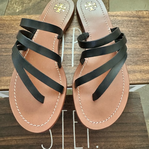 Tory Burch sandals - Picture 2 of 8